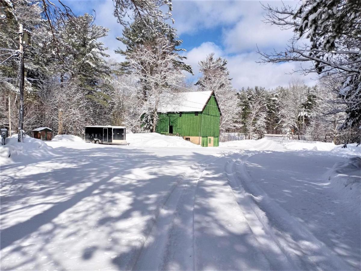 Logging Chain Lodge Cottage Resort Dwight Exterior photo